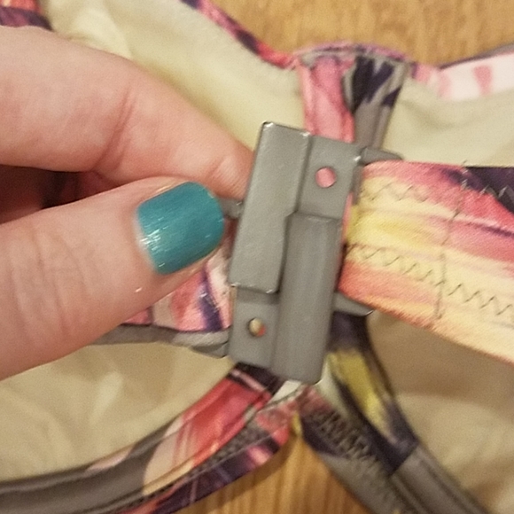 BOGO FREE FANTASIE 32I tropical floral bikini top - Picture 4 of 8